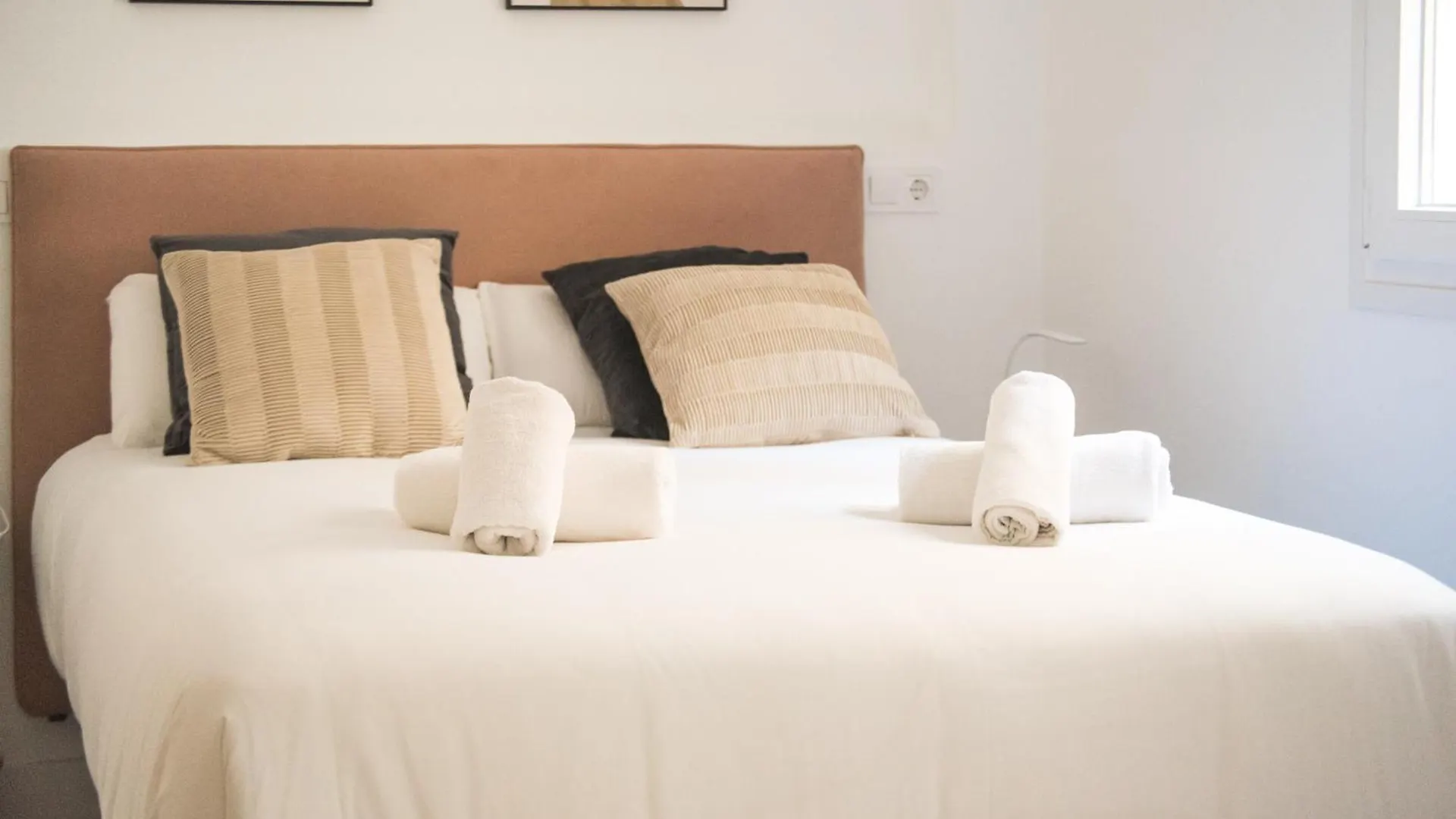 Magnificent- 2Bd 2Bth- City Center Malaga