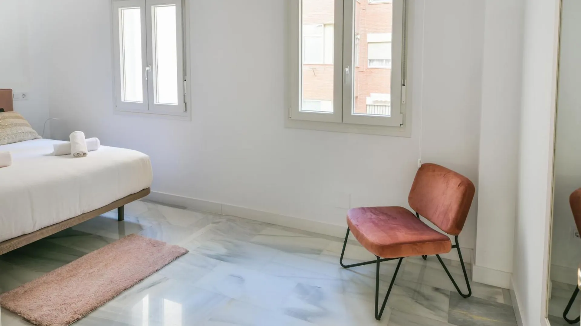 Daire Magnificent- 2Bd 2Bth- City Center Málaga